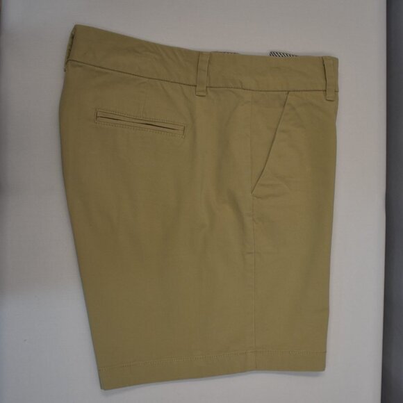 TOMMY HILFIGER CHINO FLAT FRONT SHORT SZ 10 - Picture 6 of 7